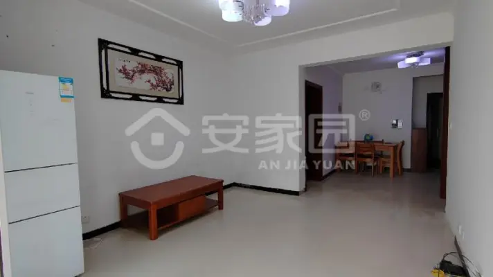 一品江山一期精装两室全南户型，可按揭