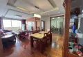 市医院旁，御林家园。电梯20层，精装大三居3