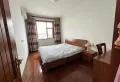 市医院旁，御林家园。电梯20层，精装大三居9