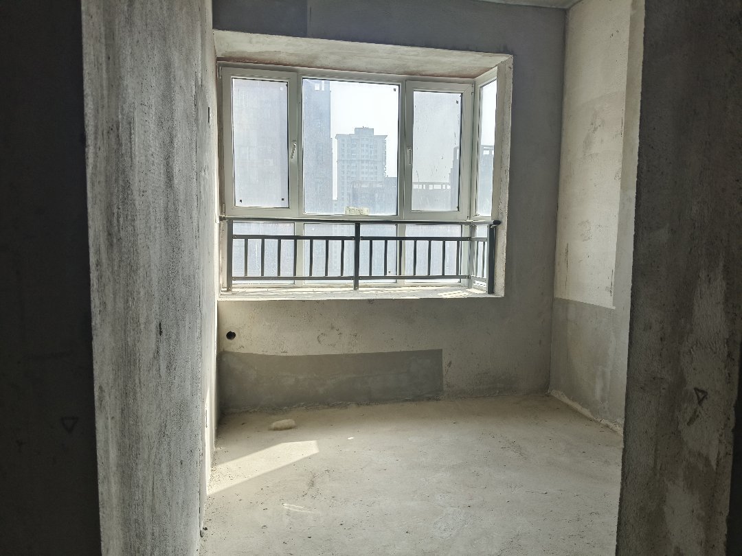 嘉业城市花园三期,嘉业城市花园三期南超好的地段，住家舒适1