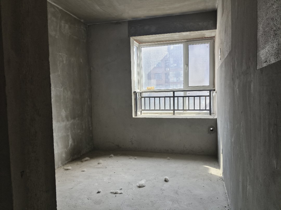 嘉业城市花园三期,嘉业城市花园三期南超好的地段，住家舒适4