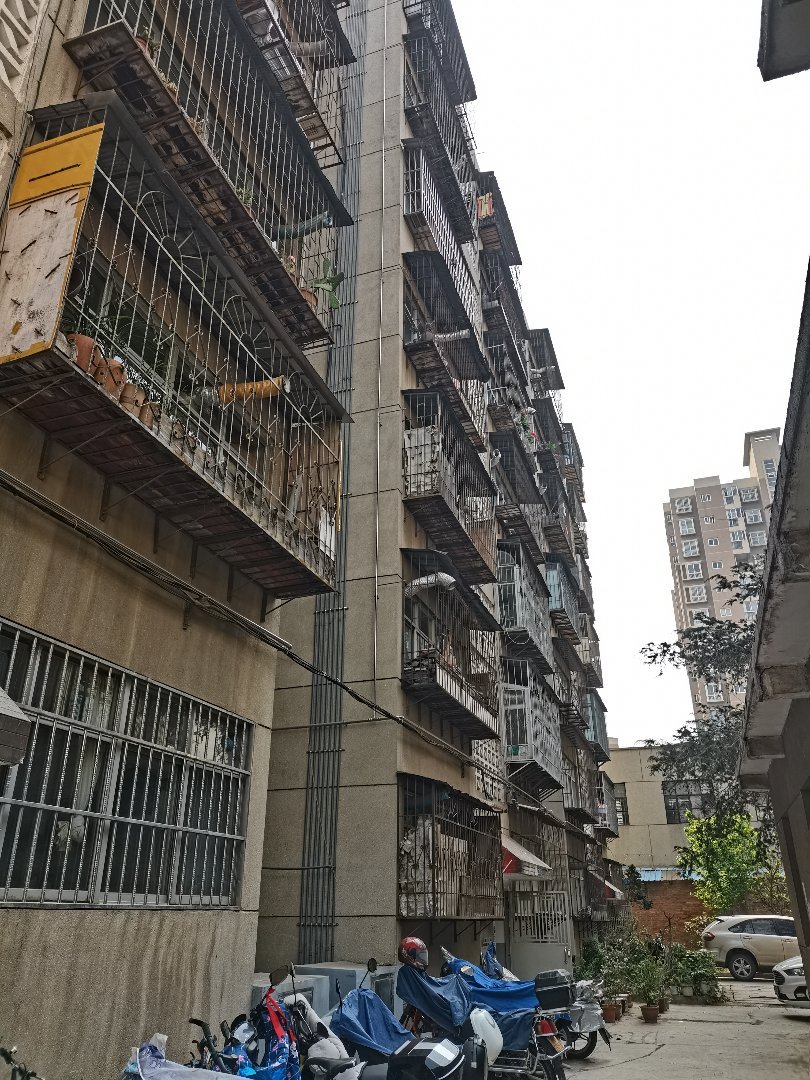 铁路小区东区,铁路小区东区精装两房诚心出售9