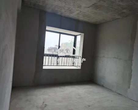 靖沣安置房3室3厅2卫朝北毛坯