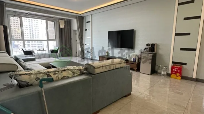 户型好，采光好，装修不错