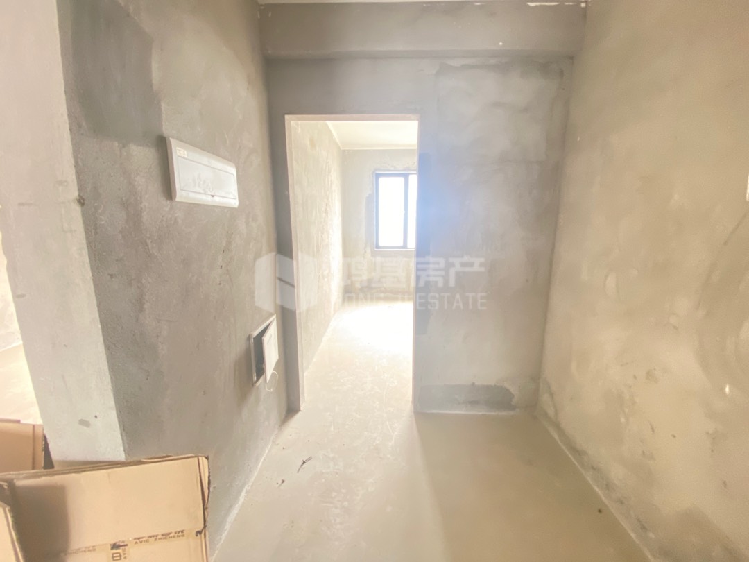 中航瑶湖郡瑶湖瑞都,南北通透,3室2厅2卫2阳台全南,户型非常棒,有户型为证11