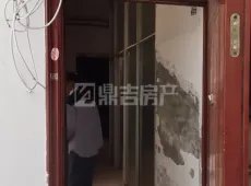 荣昌县|新公安局安置房4室2厅4卫出售