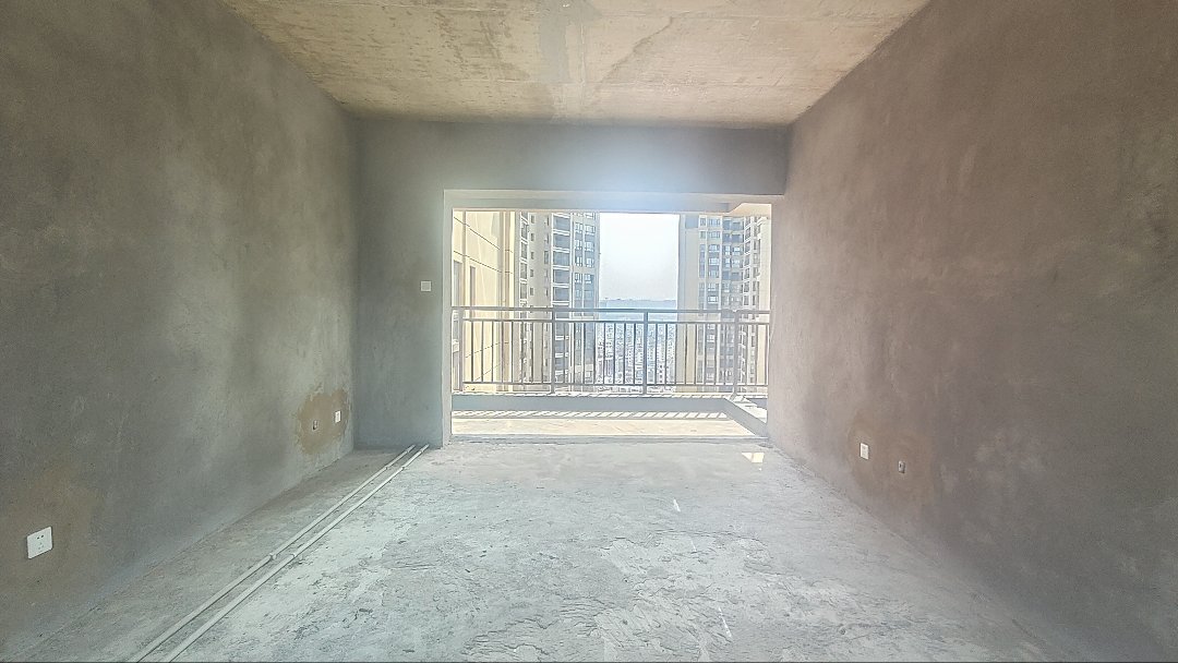 麒麟区南片区毛坯4室2厅2卫二手房出售3