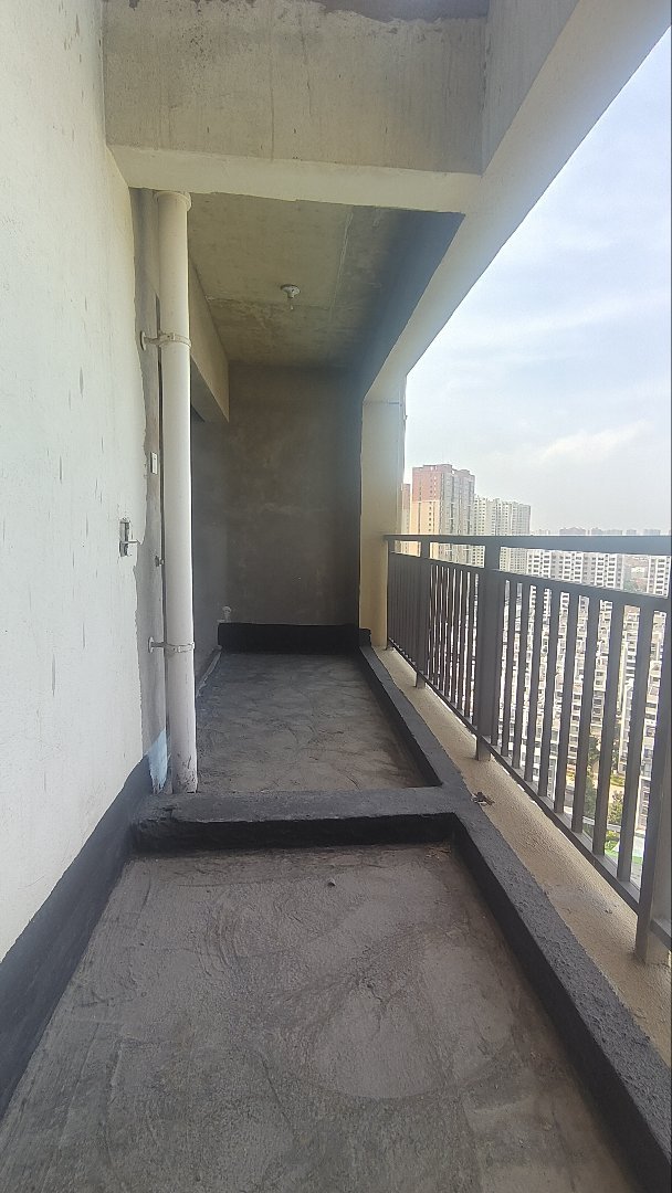 麒麟区南片区毛坯4室2厅2卫二手房出售4