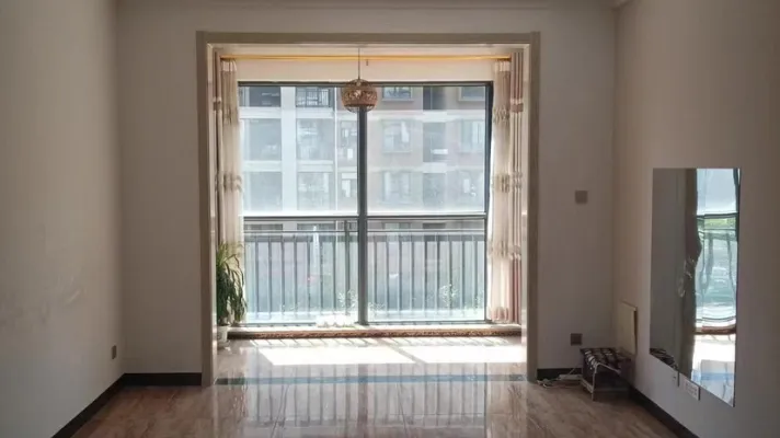 潇湘新区汇景园3室2厅1卫1阳台便宜出租，适合上班族