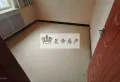 200平三室两厅两卫，带50多平商铺一间，可租5000一个月10