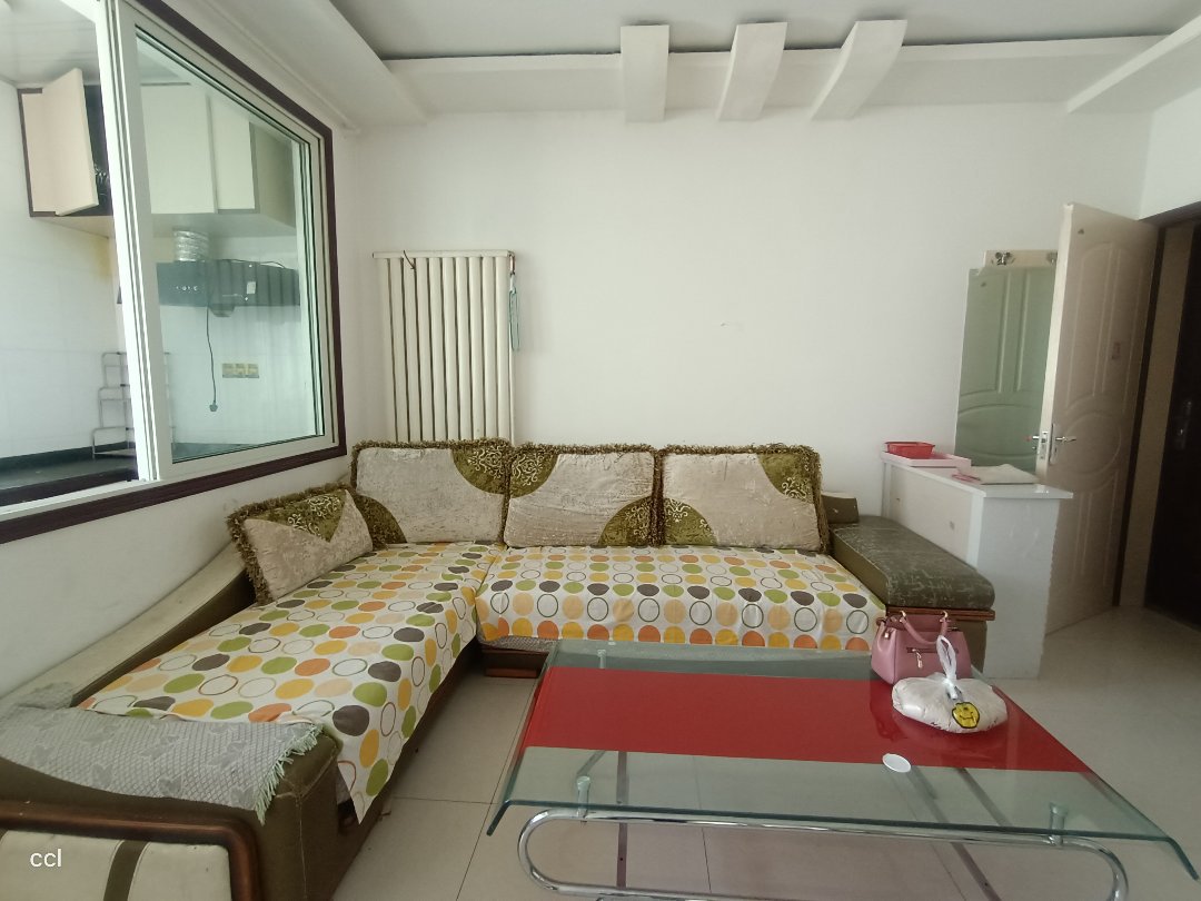 江夏两室两厅简单装修带家具拎包入住-江夏名城三期租房