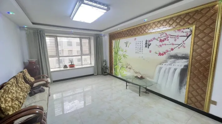 出售祥云府邸南区中等装修，随时看房