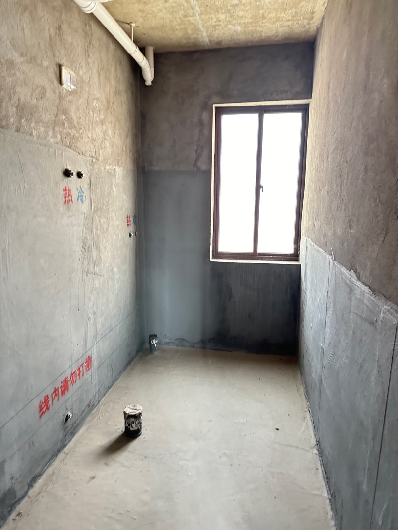 麒麟区南片区毛坯3室2厅2卫二手房出售5