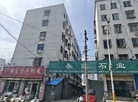 陶瓷市场-卧龙区城西百里奚与麒麟路交叉口北100米