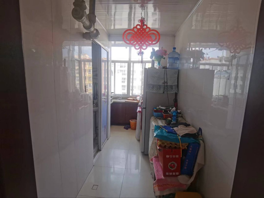 敬东厂家属院,敬东厂家属院临近大城学校6