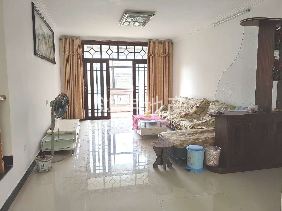 伟业公园路小区,伟业公园路小区带储藏间南北通透户型装修未入住过1