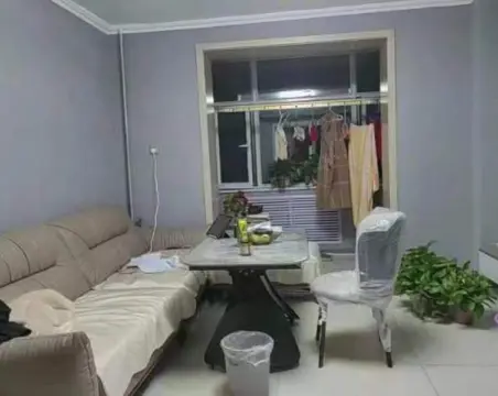 雍和街区3室1厅1卫朝南北精装