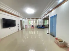 东湖区|后墙路4室2厅2卫出售