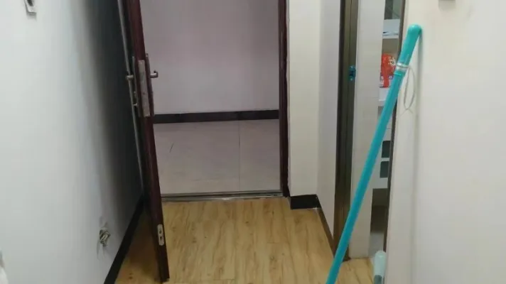 市中心绅园大厦精装修家具家电齐全房东诚心出租