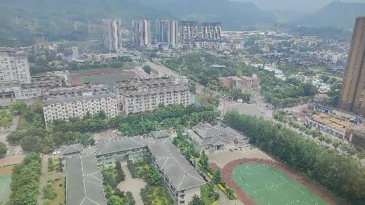 雨城区城东精装2室2厅1卫二手房出售1