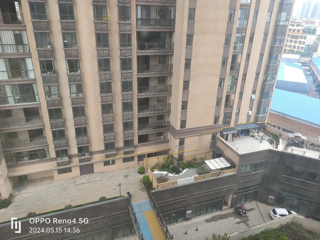 麒麟区东片区毛坯4室2厅2卫二手房出售18