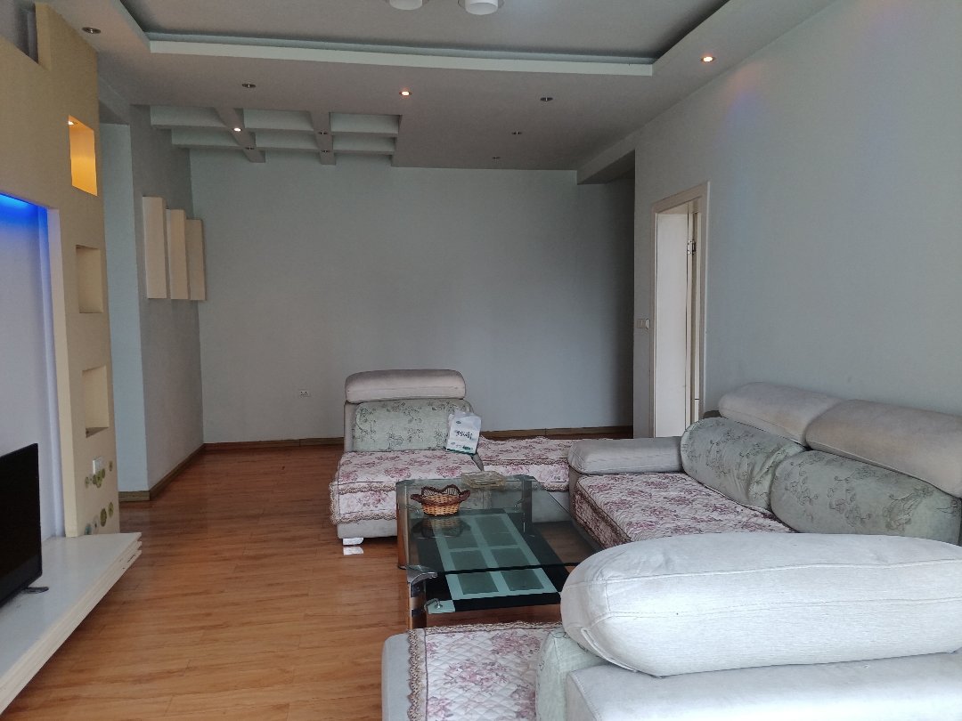 爵士蓝岛,爵仕蓝岛二楼，二室二厅，老证，三十多米4