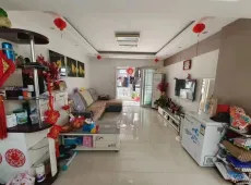 宝应县|中央商城2室2厅1卫出售