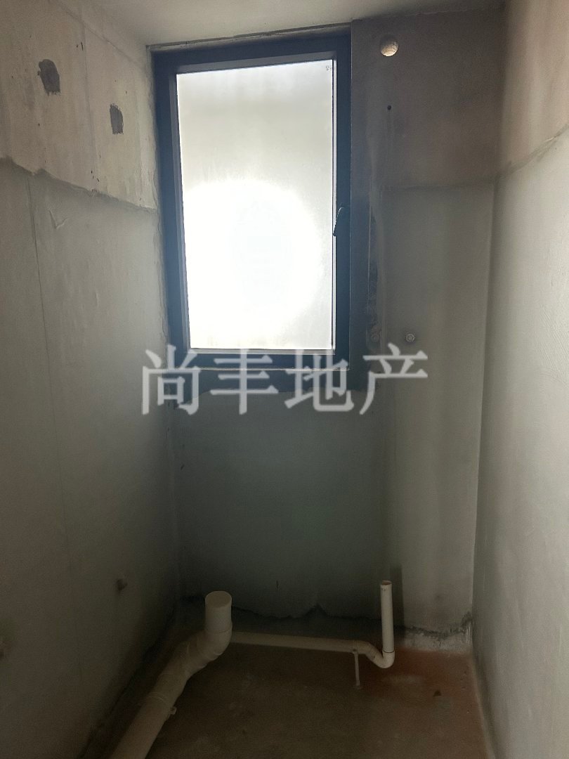 麒麟区北片区毛坯3室2厅1卫二手房出售2
