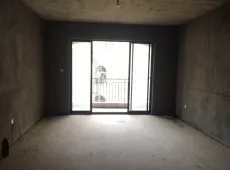 麒麟区|南疆坤城4室2厅2卫出售|买房租房佣金全返