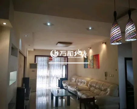 印月花园一期二期3室2厅2卫精装