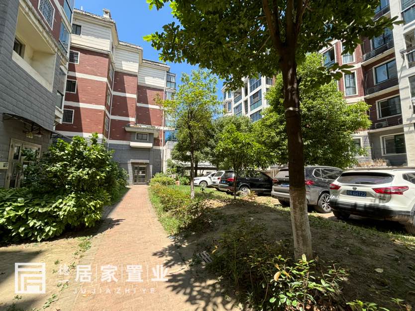 湖滨领地,湖滨领地黄晶楼层 39万元80㎡2室2厅1卫1阳台精装10