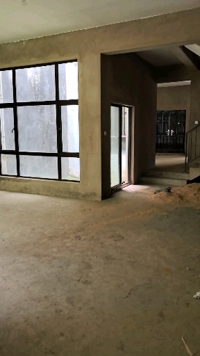 麒麟区南片区毛坯4室2厅2卫二手房出售1
