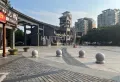 商铺位置人流量大，带租出售4