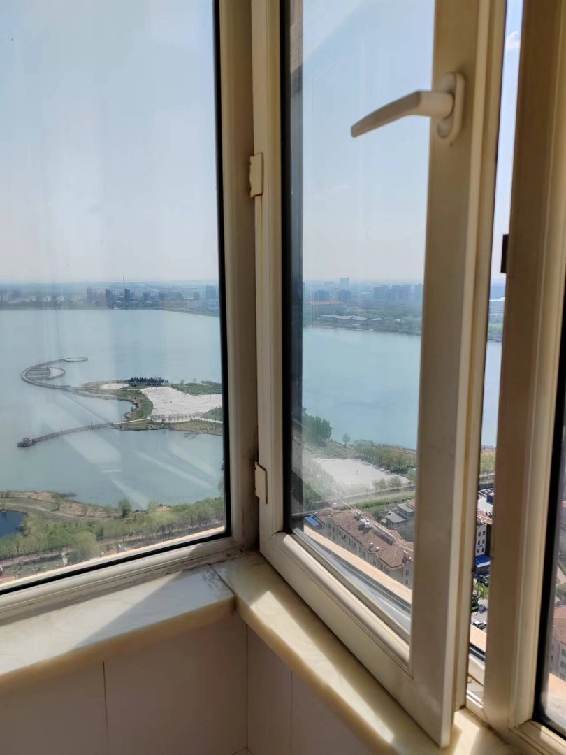沿湖城观澜湾,沿湖城顶层  中间户 嘎嘎板正4