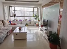 市辖区|御景湖畔3室2厅1卫出售