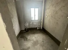 三门县|中梁湫水名邸4室2厅2卫出售