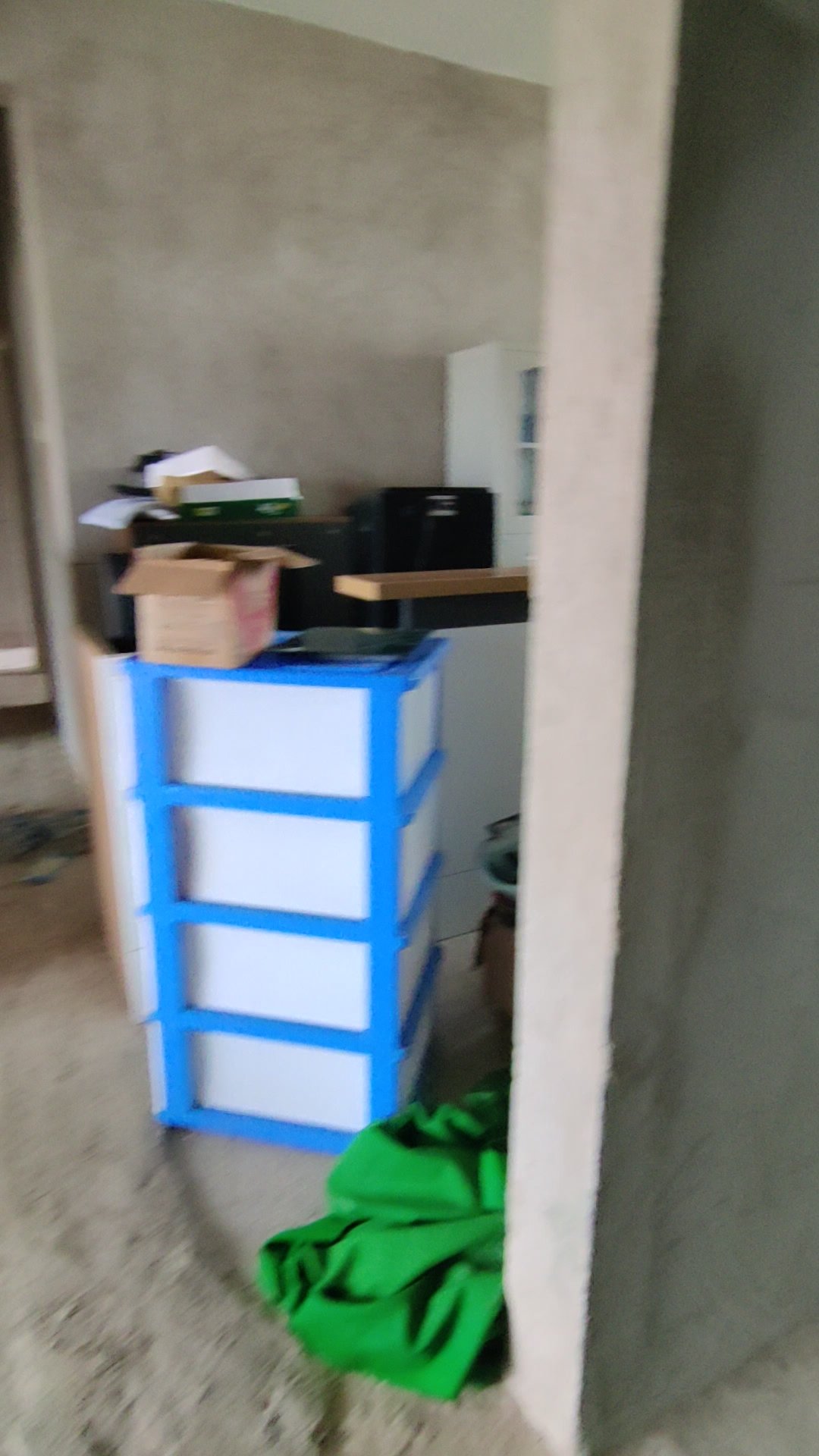 麒麟区南片区毛坯4室2厅2卫二手房出售1