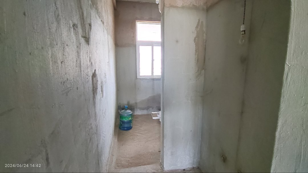 麒麟区南片区毛坯4室2厅2卫二手房出售6