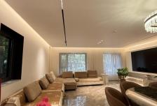阳光100国际公寓全套高档家私电，设施完善