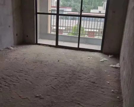蓝黛御苑3室2厅2卫朝南毛坯