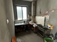 濉溪县|玉兰花城5室2厅2卫出售