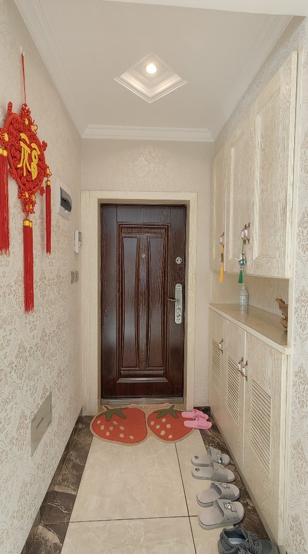 金域雅筑,金域雅筑141㎡3室2厅2卫2阳台精装南北，好房出售1