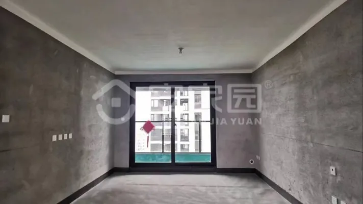 建业云筑超好的地段，住家舒适
