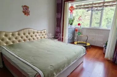 鑫隆苑出售房源