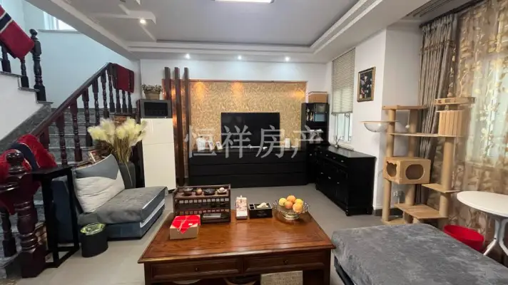 边户大别墅上下三层精装大7房3卫出售看房方便