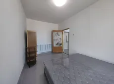 向阳区|近江小区1室1厅1卫出售
