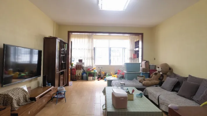 离梦想很近,实现舒适3室2厅2卫2阳台,体验奢华
