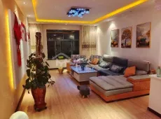 市辖区|佳苑小区5室2厅1卫出售
