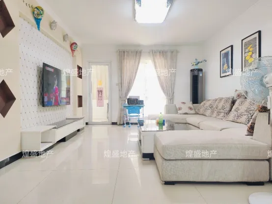 中新森林海3室2厅2卫朝南北精装房源图片