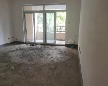 雍锦府二期4室2厅2卫毛坯